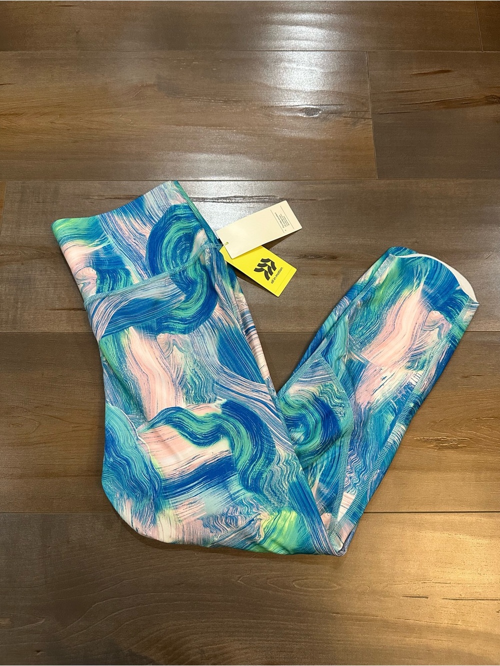 all in motion Girls' high rise capri Swirl Leggings